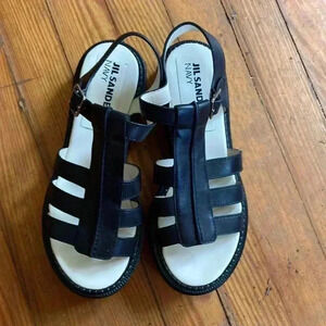 Jill Sandal navy flat form sandal